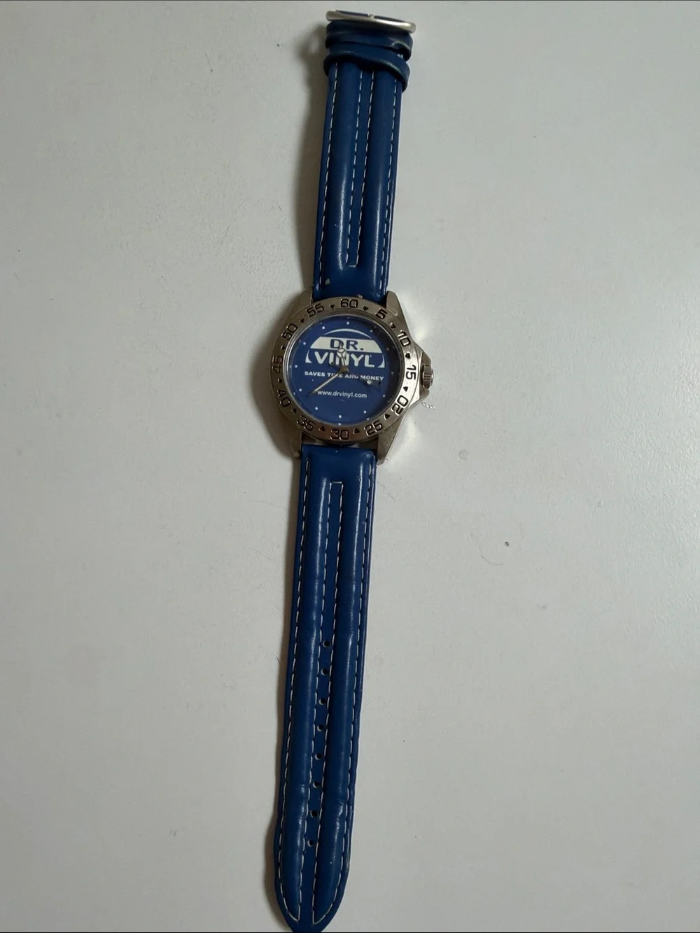 Source Unknown Blue Promotional Men's Watch with Silver Case needs battery